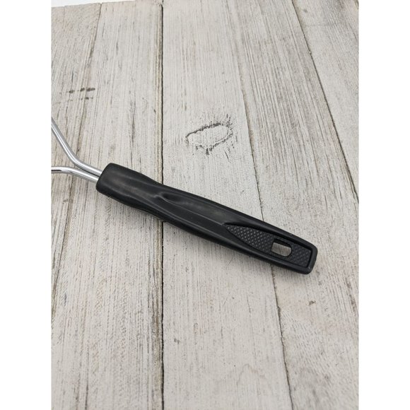 Vintage Potato Vegetable Masher Black Handle Utensil 10 1/2" - Picture 2 of 7